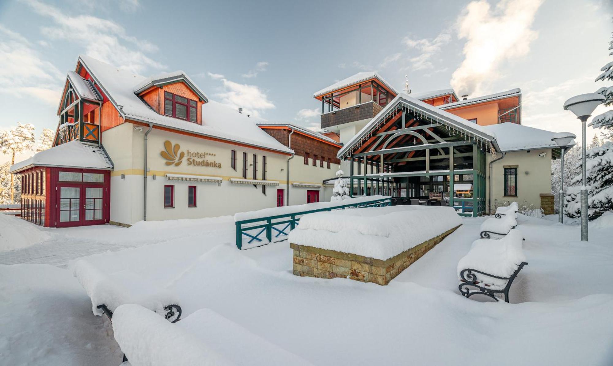 Hotel Studanka Rychnov nad Kneznou Ngoại thất bức ảnh
