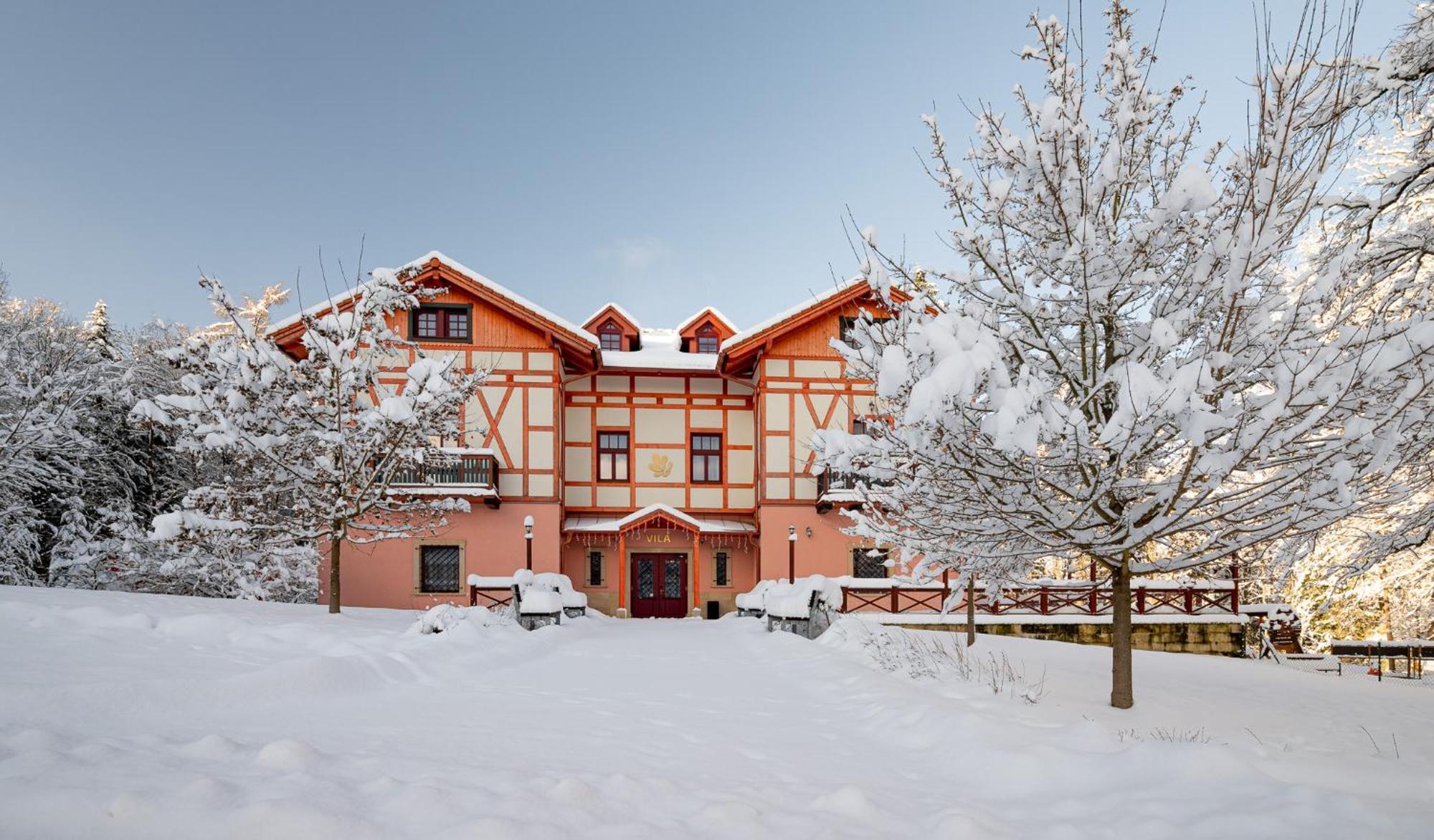 Hotel Studanka Rychnov nad Kneznou Ngoại thất bức ảnh