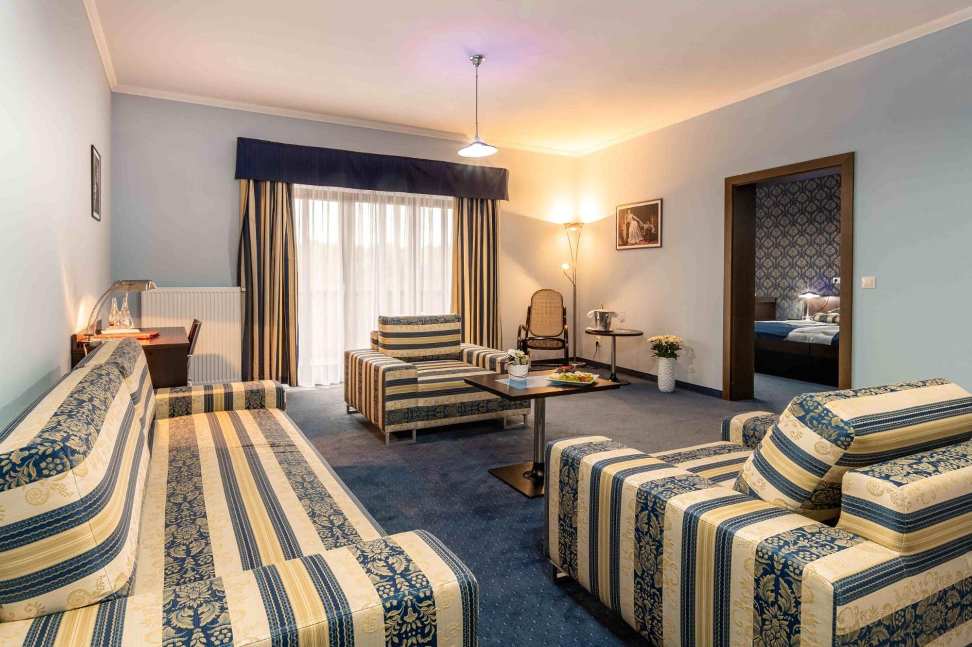 Hotel Studanka Rychnov nad Kneznou Ngoại thất bức ảnh